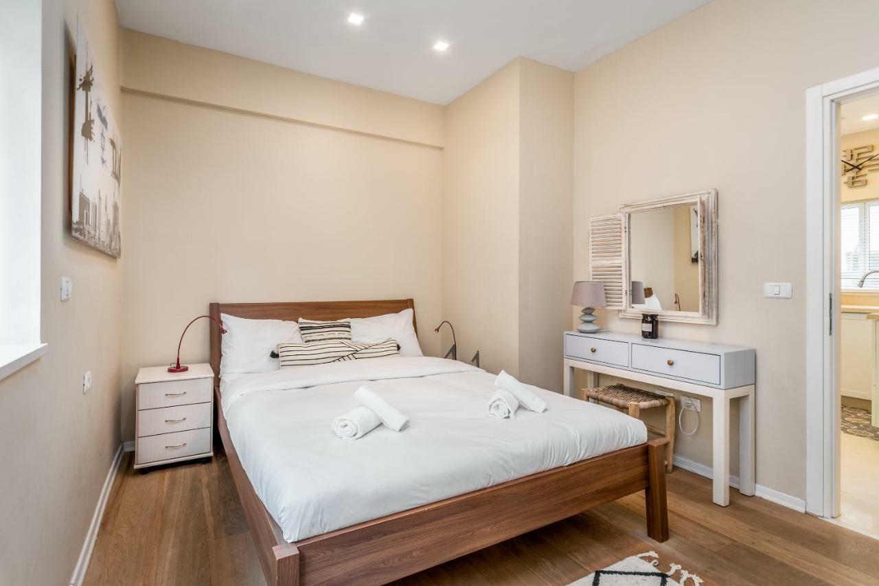 Ben-Gurion Blvd 2Bdr Close To The Beach Tel Aviv Exteriör bild